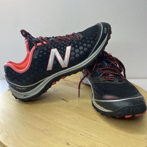 New Balance 1690 Size 10 Womens Minimus REVLITE - Picture 1 of 16